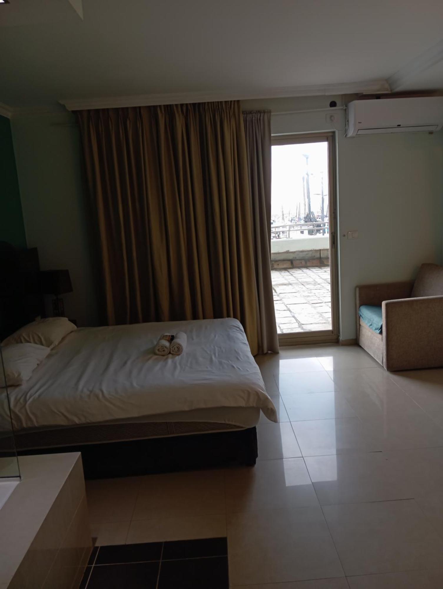 Marina Beach Hotel Tel Aviv Exterior photo